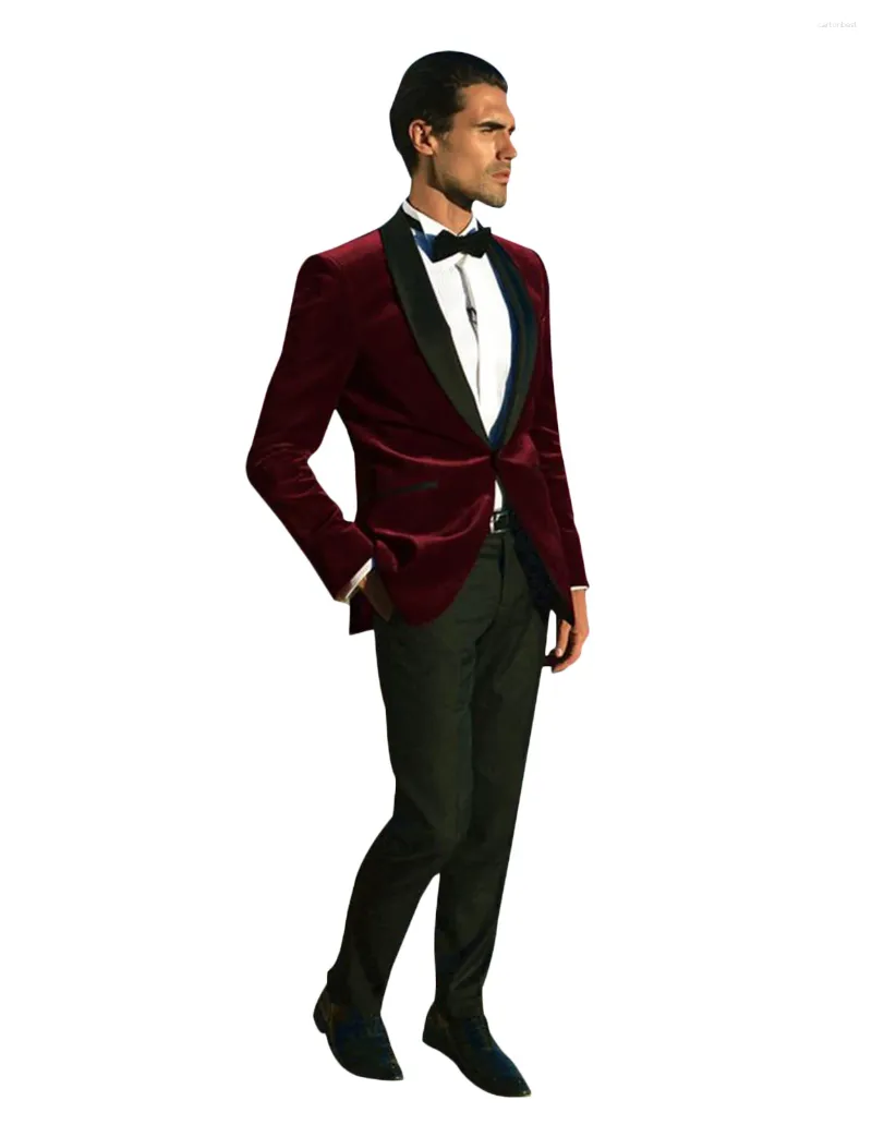 Costume pour hommes costume de châle en velours revers un bouton (veste et pantalon)