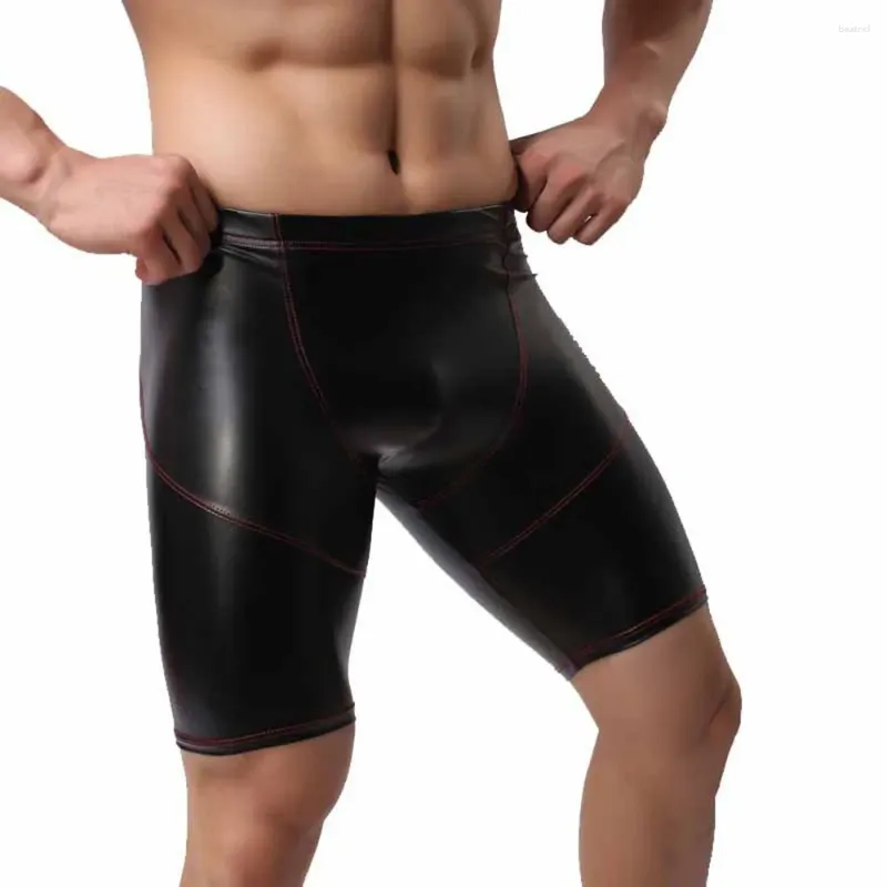 Męskie spodenki Summer Faux skórzana moda Środkowa talia Czarna 5-punktowa seksowna ciasna ciasne spodnie fitness sportowy bokser męski