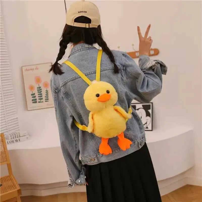 Plush Backpacks 33cm Little Yellow Duck Plush Backpack Kawaii Stuffed Animal Duck Bag Cartoon Cute Soft Book Bag Girl Childrens Day GiftL2405