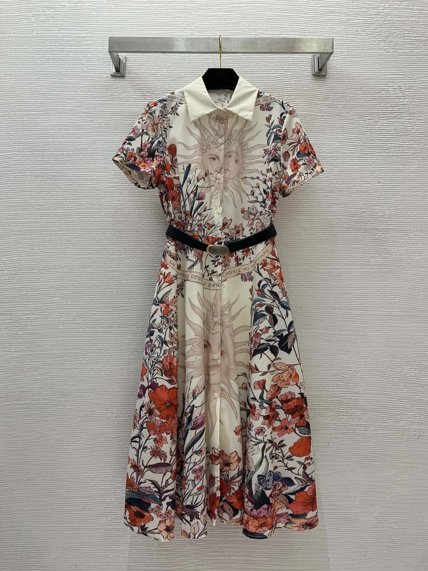 Milan Pist Elbisesi 2024 Yeni İlkbahar Yaz Boyun Kısa Kol Moda Tasarımcı Elbiseler Marka Aynı Stil Elbise 0501-16