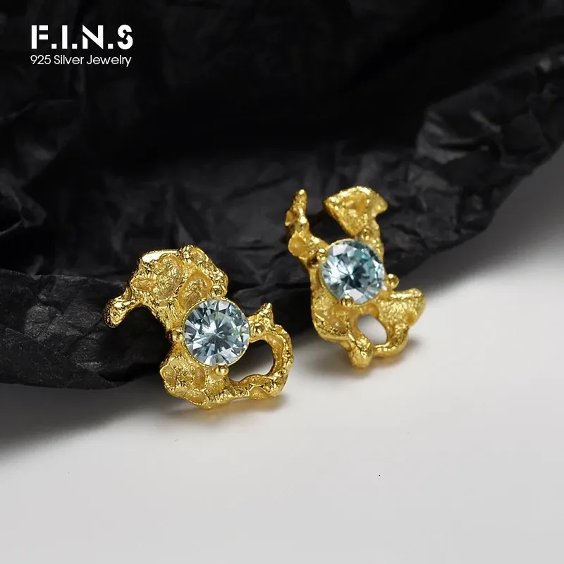 F.I.N.S 925 Sterling Silver Gold Onregelmatige Stud -oorbellen Frankrijk Stijl Wrinkle Solid CZ Black Blue Zirkon Earring Fijn 240428