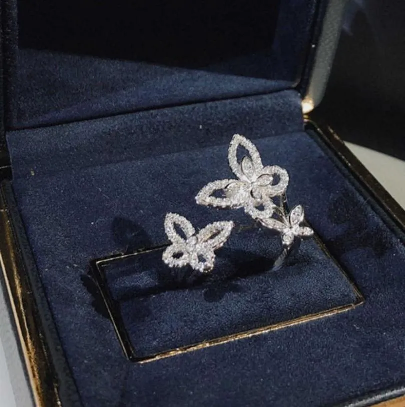 Mizaç Grace Hollow Out Kelebek Yüzük AAA Zircon S925 STERLING Gümüş Moda Lüks Marka Takı Evlenmesi Muhteşem7488767