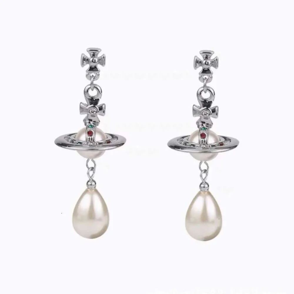 Vivieene Satellite Viviane Viviennes Westwood Saturn Pearl Long Tassel örhängen Fashion Classic Water Drops Saturn Pendant örhängen Lätt lyxig diamantuppsättning