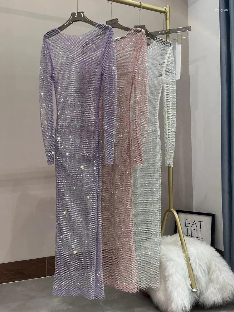 Robes décontractées européen et américain en forme de strass brillante robe transparente