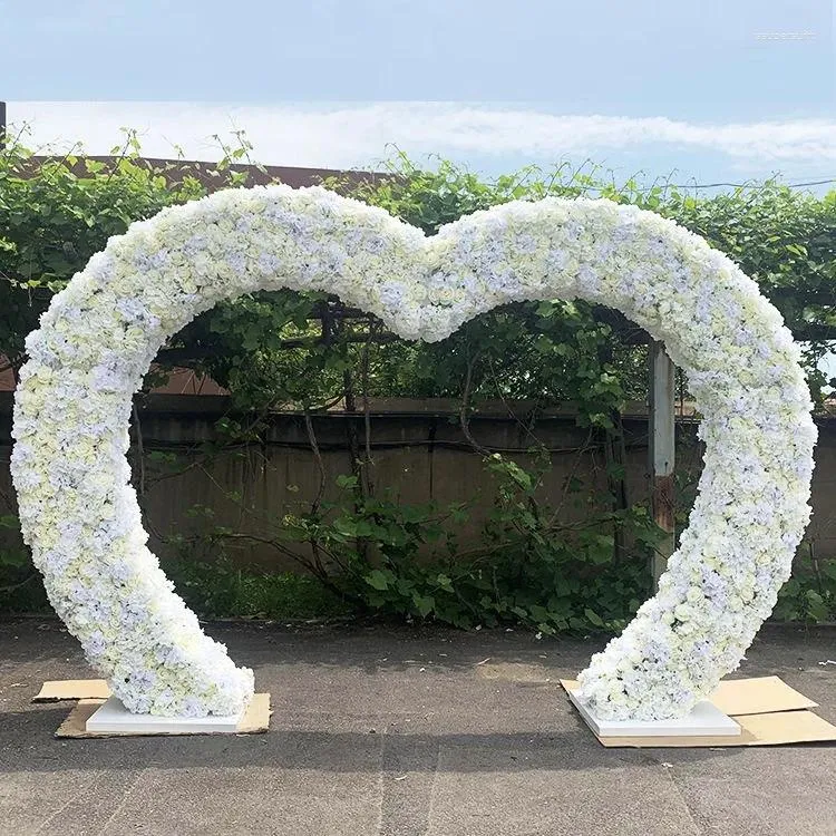 Partydekoration Romantische Rasen im Freien Hochzeit Herzbogen Blume Dispaly Stand Jubiläum Bühnenhalle Willkommen Tür Ballon Hintergründe Dekor Dekor Dekor