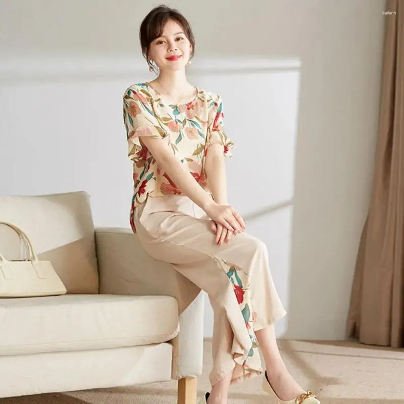 Women's Two Piece Pants Flower Print T-shirt Ruffle Sleeves Top Wide Leg Trousers Set For Women Wear Outfit With Patchwork Design Loose