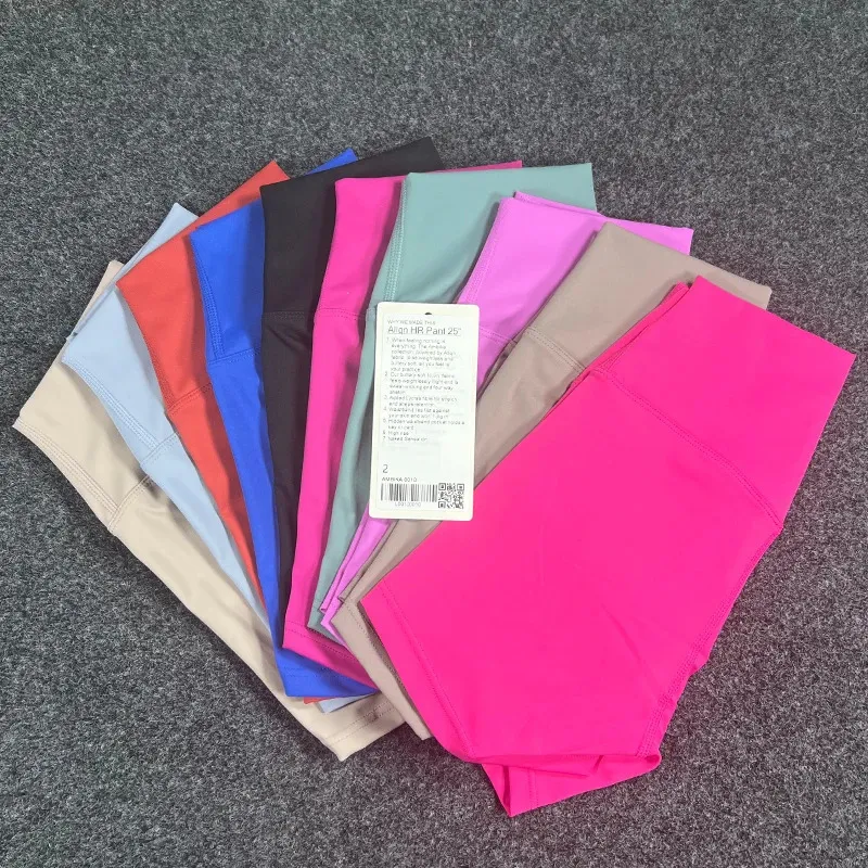 Sport Yoga -Shorts mit atmungsaktivem und schnell trocknendem 25 -Zoll hohlen Mesh -Stoff Taille Clean für Frauen Sport 240429