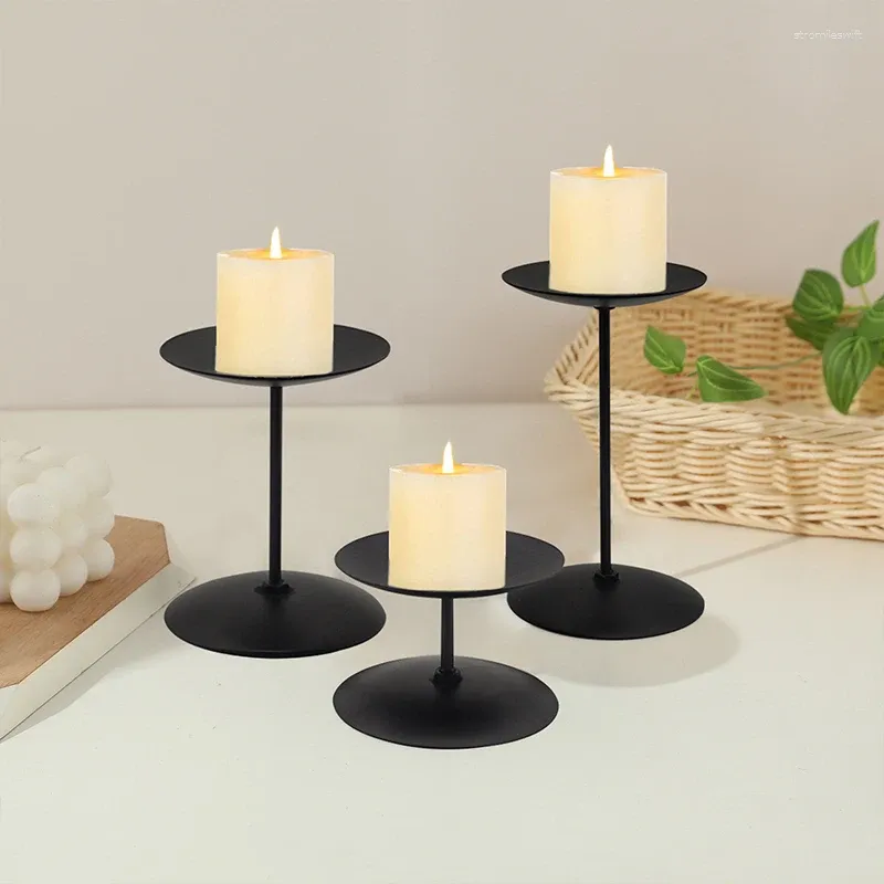 Kerzenhalter 6 PCs/Set Metal Iron Candlestick European Light Luxury Style Wedding Candlelight Mittelstücke Home Decor Modern Schwarz