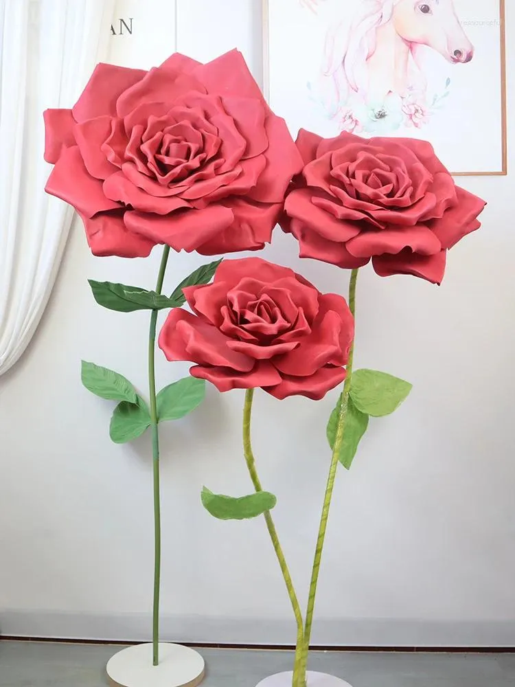 Fleurs décoratives géantes simulées en mousse de rose roulée fleurs fausses plantes décor du centre commercial disposition de la fenêtre de la fête de mariage