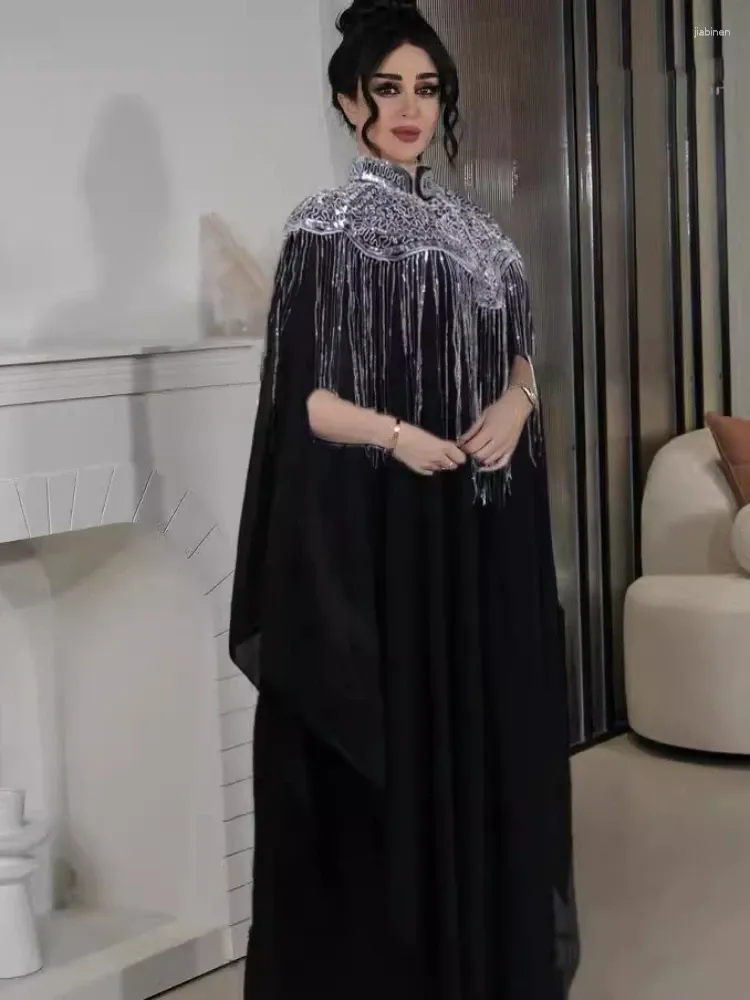 Vêtements ethniques Eid Ramadan Femmes musulmanes Habillons Party Abaya 2 pièces Sequins Tassel