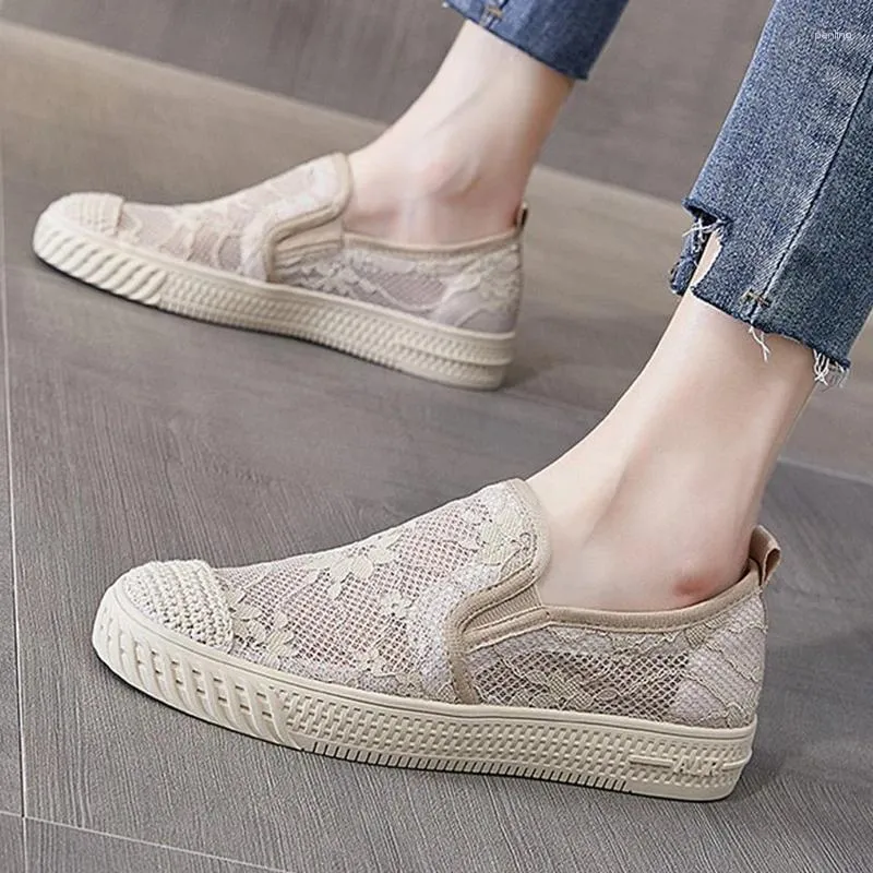 Casual Shoes Flower Embroider Lace Loafers Kvinnor Straw Round Toe Summer Sneakers Hollow Out Air-Mesh Espadrilles Fisherman Moccasins