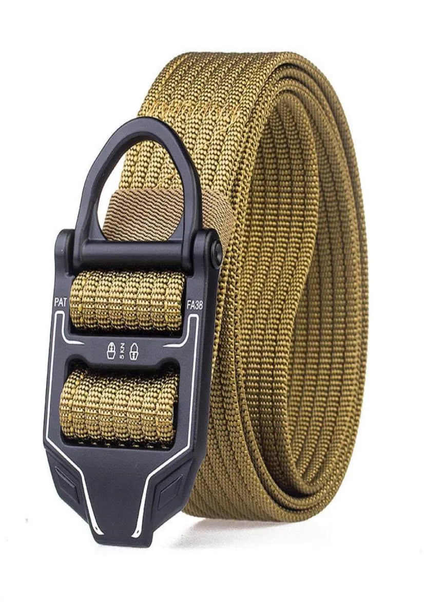 Moda Sport New Designer Men Belts Tactical Belt Belt Belt Fu frughle de metal pesado Celgos militares ajustáveis para homens