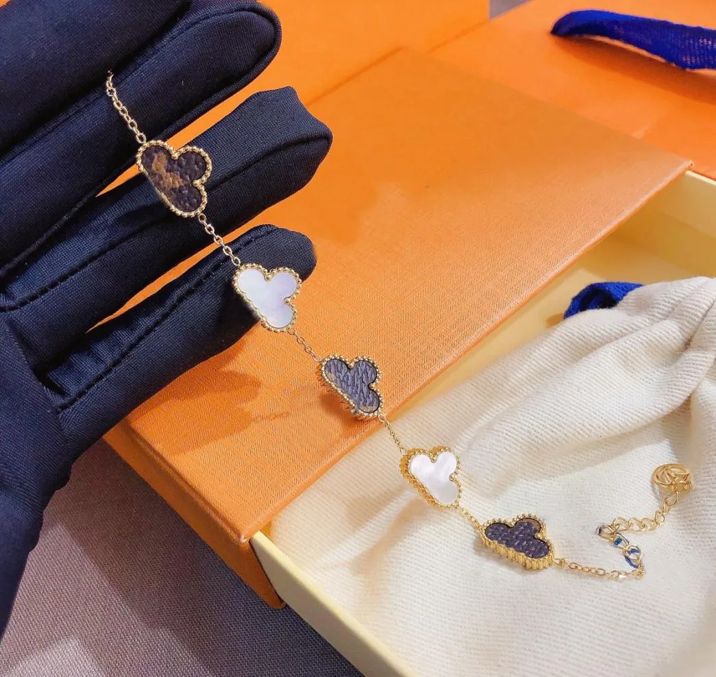 Мод дизайн манжеты Link Chains Unisex Luxury Jewelry Bracelet Classic Accessories Elegant Senior Travel Essouse3488494