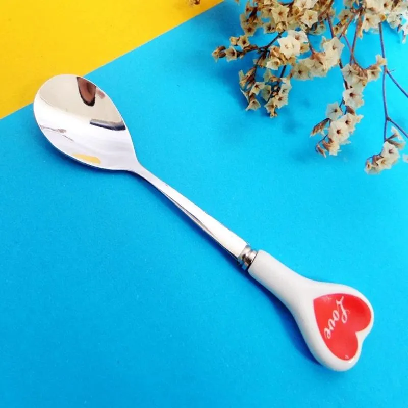 Coffee Scoops Cutlery Taspoon Céramique Handle de crème glacée Dessert Long Love Hearts Cuisine Accessoires en acier inoxydable Créative