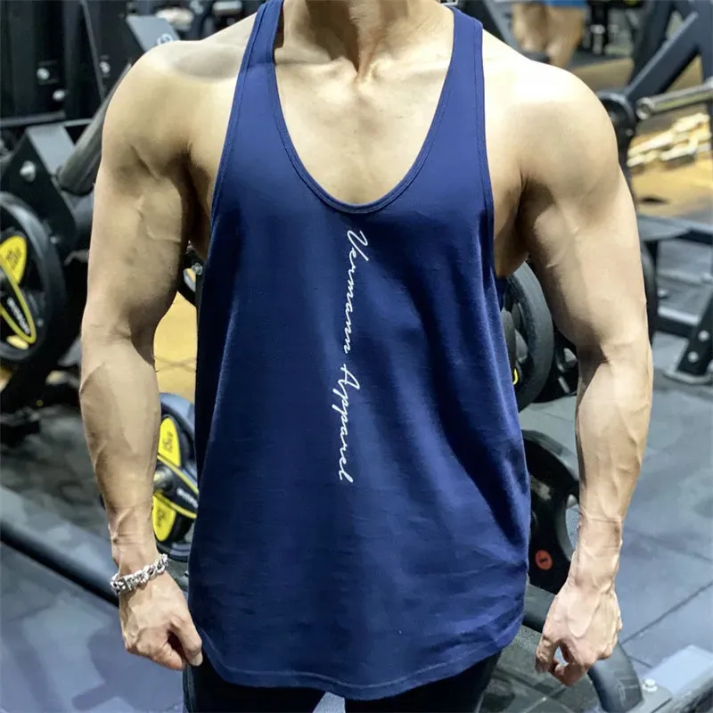 Summer Men Bodybuilding Tops Tops Gym Fitness Fitness Coton Sans manches Mode Running Clothes Singlet Casual Vest 240430