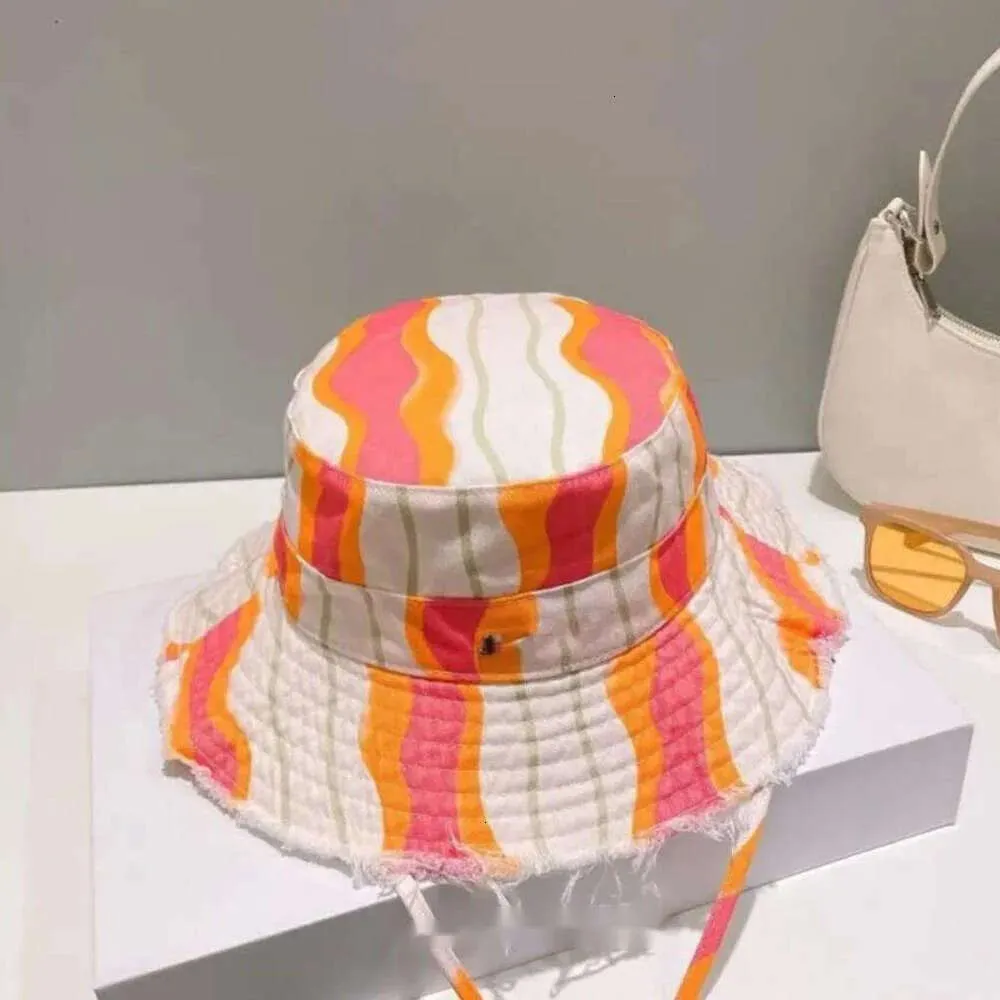 AAAAA MENS DMEN Women Bob Wide Bim Hats Designer Eimer Hut für Frauen ausgefranste Mütze Hundert vielseitig hundert vielseitig