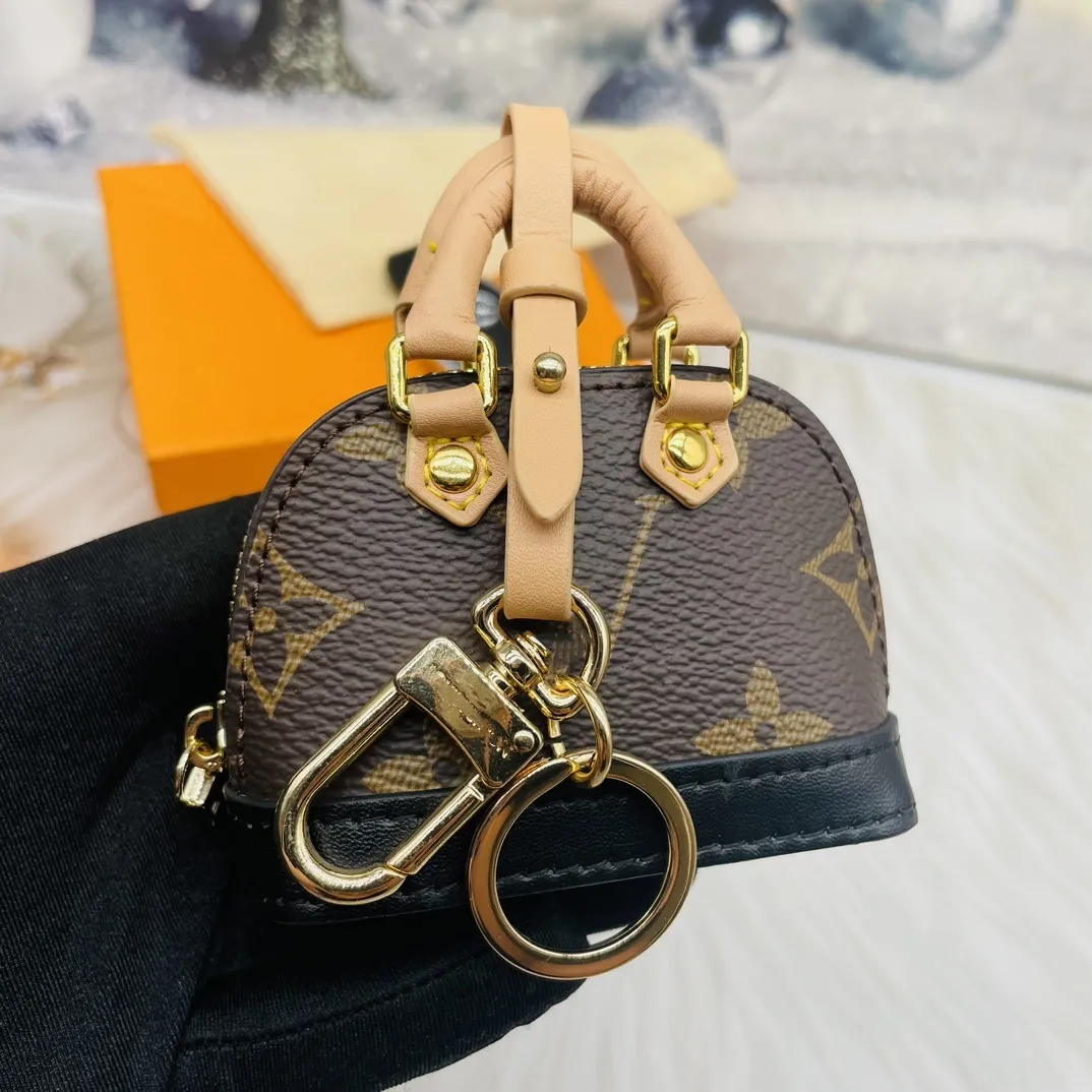 Leather Designer Keychain Purse With Box Stylish Bag Charm Coin Purse And Car Key Ring From Mandifashion6 15.8 DHgate.Com