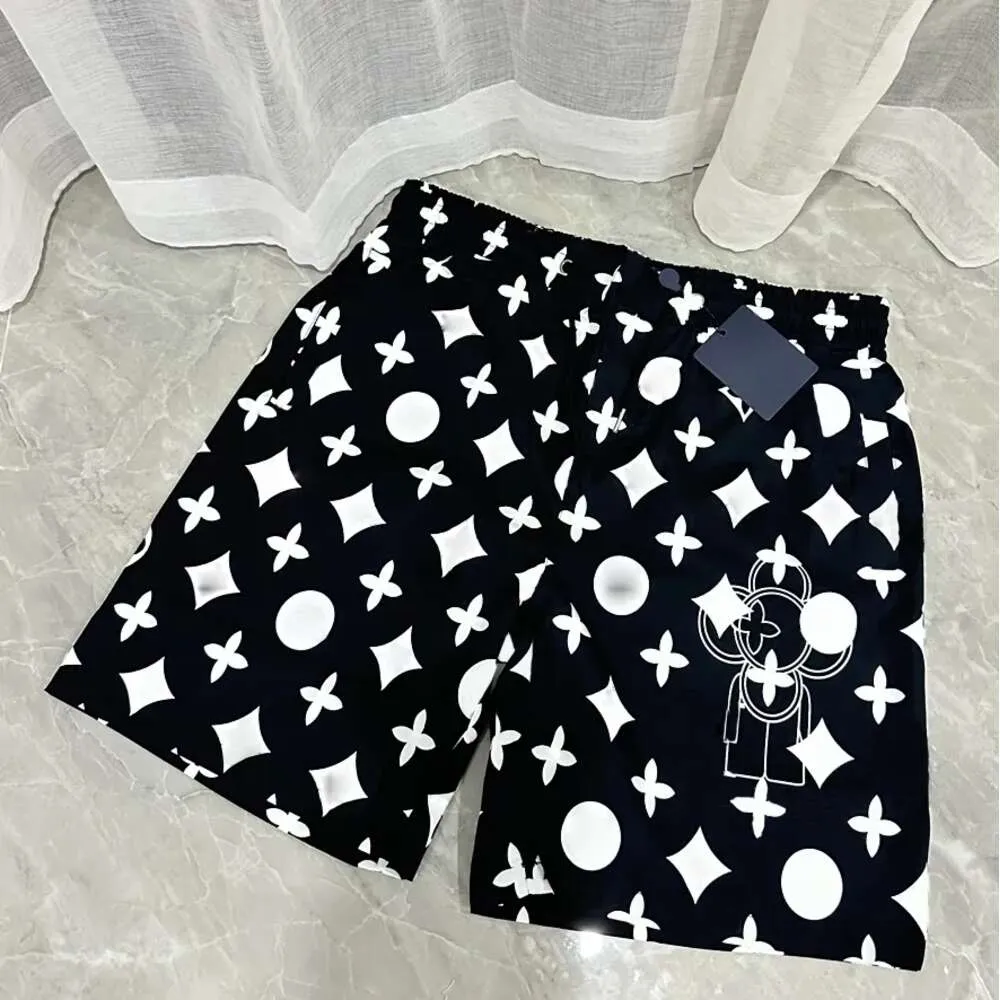 Louiseviution Designer High Quality Short Luxury Fashion Mens Shorts Quick Drying Swimwear Printing Summer Board Beach Shorts Men Swim Short Louiseviutionbag 826