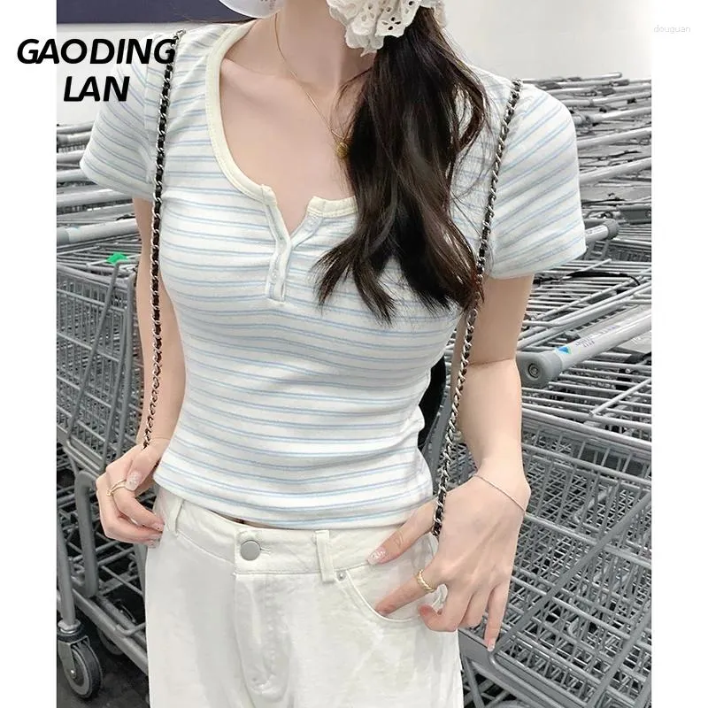 T-shirts de femmes Gaodinglan Not Clicule exposée Bouton O Neck Femmes Tops Summer Souet Blue Stripe T-shirts Y2k Slim Fit Cotton Fotting