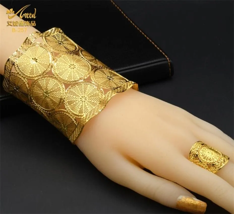 Aniid Dubai 24K Gold Big Armband för kvinnor Marockansk manschettarmband Charms smycken Nigerian Wedding Party Gift Indian Bangles 22078567104