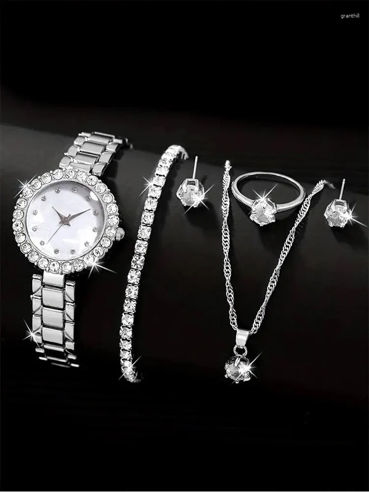 Montre-bracelets 6pcs mode polyvalent diamant diamant rond