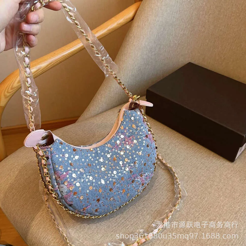 Дизайнерская сумочка для кошелька Осень Sequin Crescent Bag Персонализированная Instagram Crossbody Denim красочные каналы Boy Handle Woc Mrendy