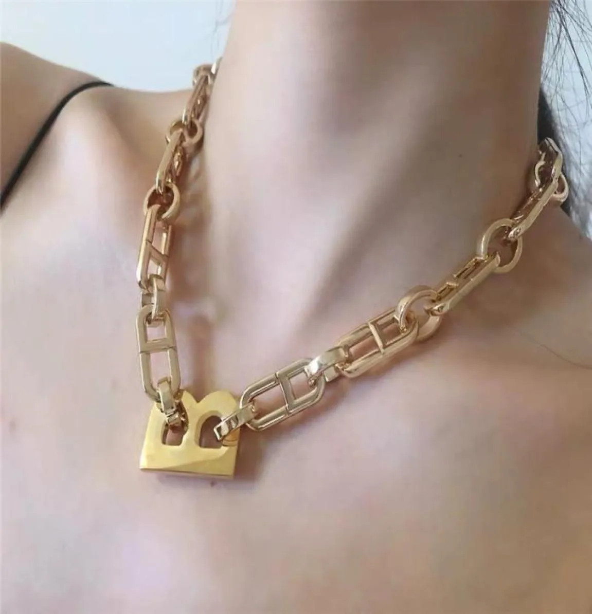 Pendant Necklaces Punk Rock Letter B Necklace For Women Men Designer Thick Link Chain Chunky Choker Fashion Hip Hop Jewelry4597723