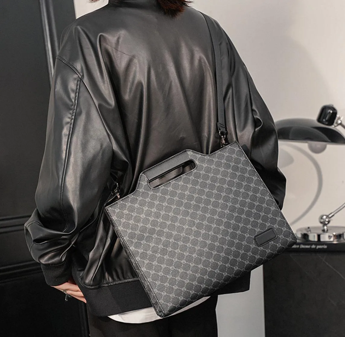 New Luxury Brand Designer Plaid Leather Brethercase Bag Office Laptop Bolsa Zipper Ipad