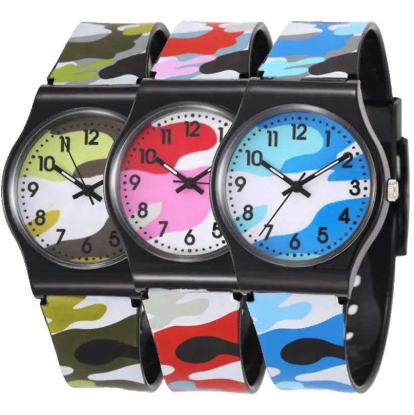 Mode beliebte Kinder Kinder Jungen Mädchen Schüler PVC Sport Camouflage Watch ganz neues einfaches Design Plastik Quarz Geschenke Watch6630401