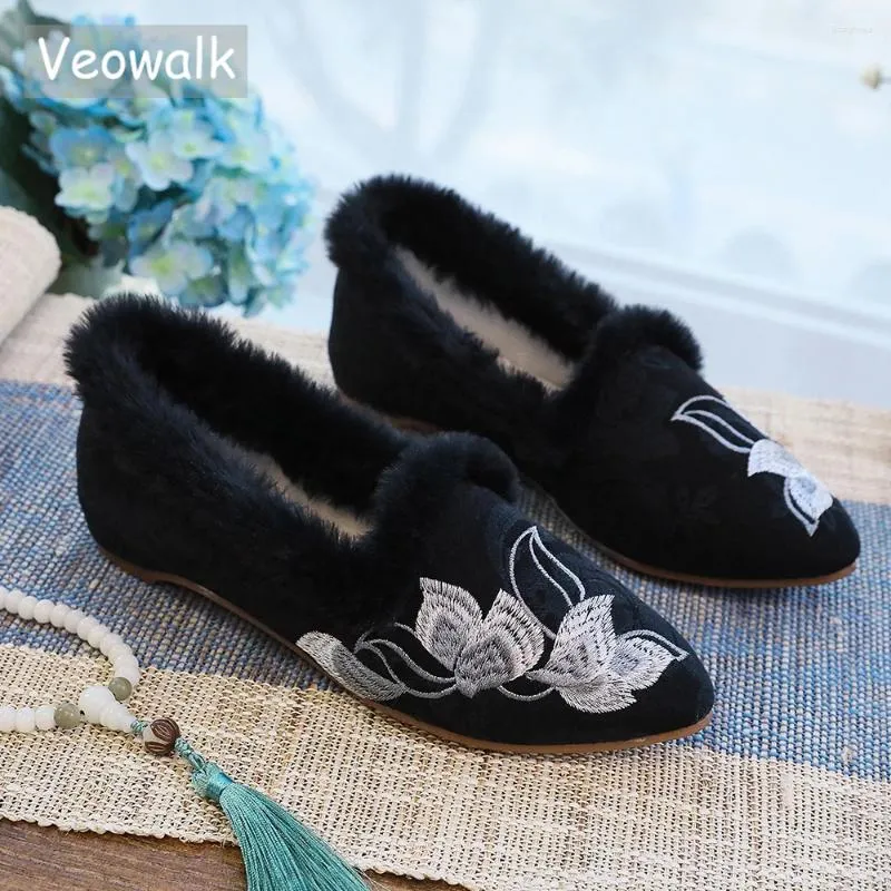 Casual schoenen Veoowalk Winter Women Jacquard Cotton Pointed Teen Flat pluche voering Retro dames comfort Warm Low Top slip-on flats