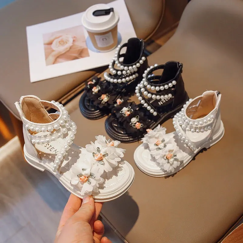 2023 Sommer Baby Girls Sandals Strand Holiday Kinder Schuhe High Top für Kinder Perlen Blumenprinzessin Größe 2336 240425