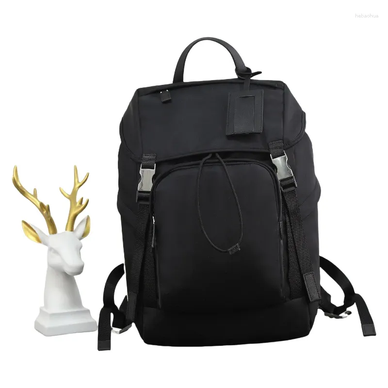 Sac à dos pour hommes 2024 en nylon étanche du week-end extérieur pack de voyage adolescents sportiels masculins pour la jeunesse backbag noir gris