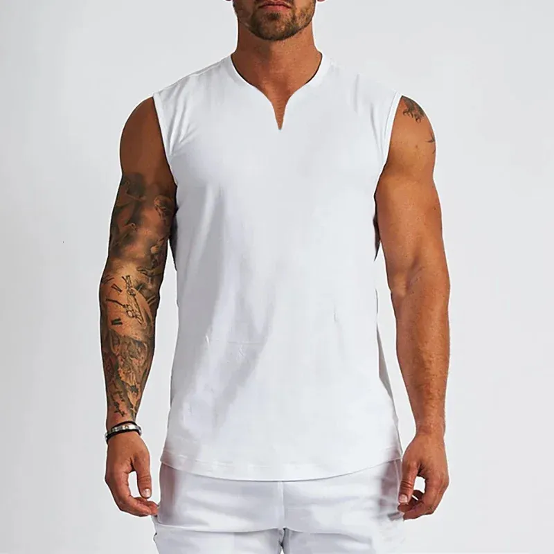 Einfache Baumwoll -Vneck -Fitness -Tanktop -Männer Sommer Muskelweste Fitnessstudio Kleidung Bodybuilding ärmellose Hemd Workout Sports Singlets 240429