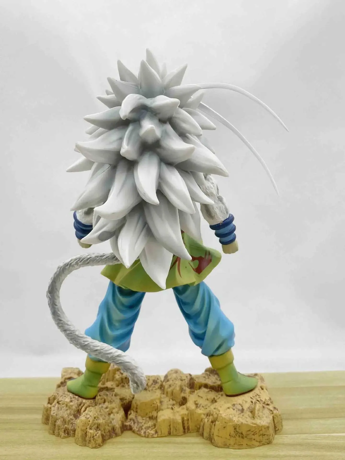 Figure di giocattolo d'azione 26 cm Af Son Goku Kakarotto Capelli bianchi Super Saiyan Five Pvc Action Figures Model Bolls Toys Kids Birthday Regali di compleanno