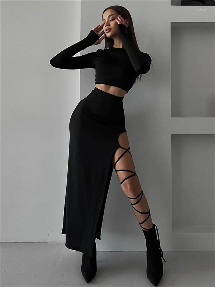 Arbetsklänningar Tossy Fashion Bandage Hollow Out 2 Piece-Set Women Sexig Crop Top och Long Kjol Set High Split Black Patchwork Female Outfits