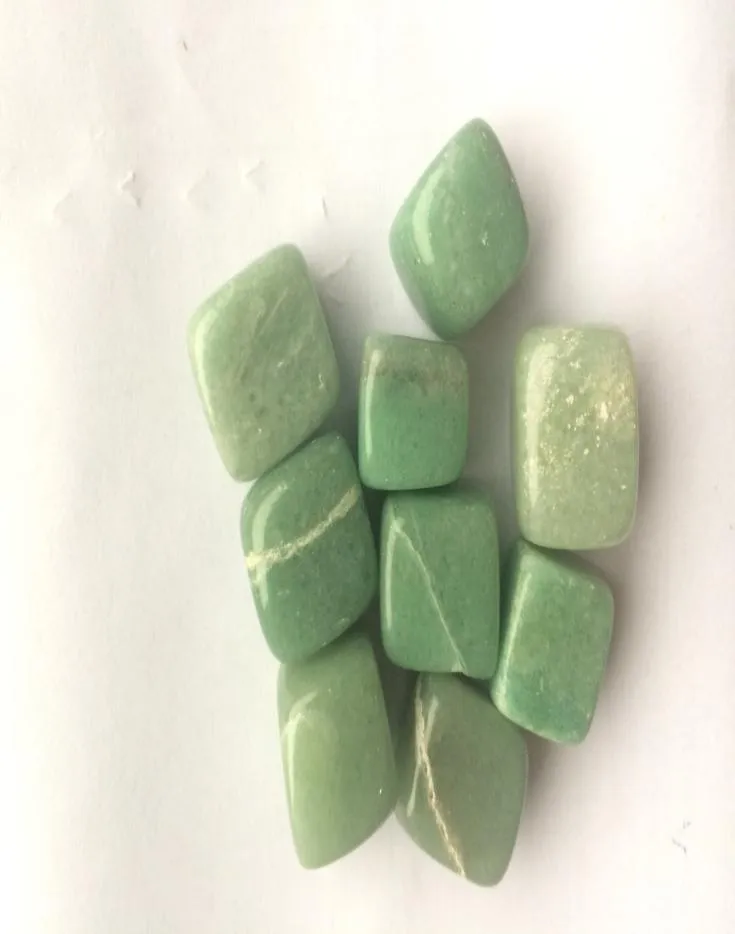 100 g luzem Tumbledemerald Green Crystafz Africa Natural Polished Kamstone Materiend dla WICCA Reiki i Crystal Energy Healin3197591