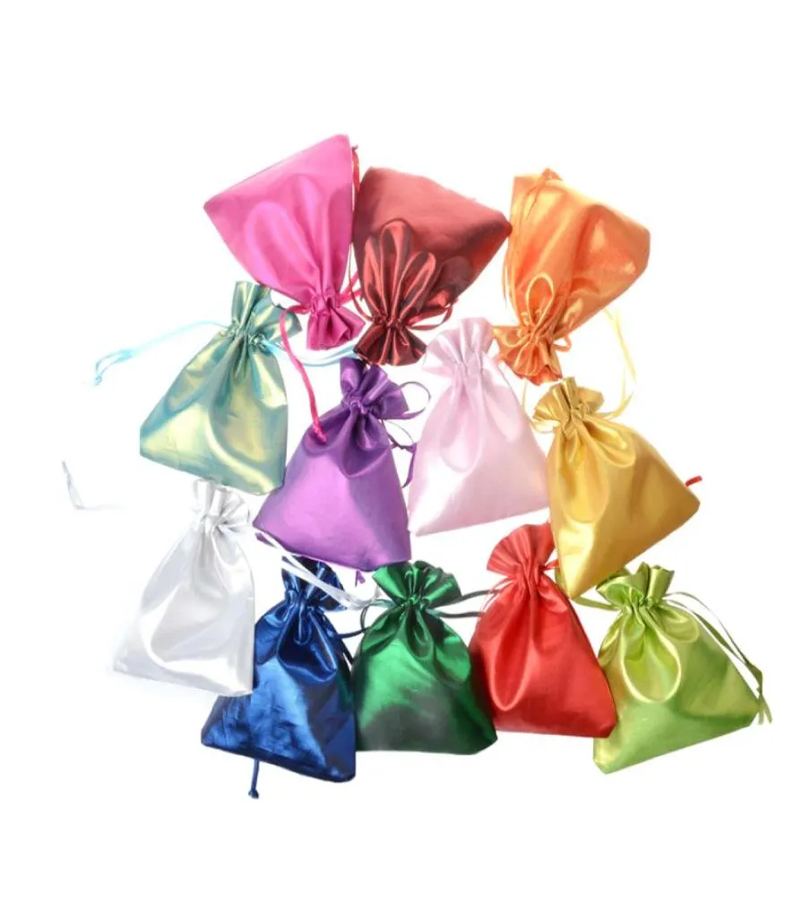 100pcslot 1012cm 12 colores Drawstring Satin Wedding Bag Bag Bouch Bolsas de joyería de navidad Bolsa de Reg9665814