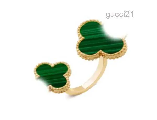 E11E Band Rings Classic Clover Ring Diamond Butterfly Designer Mulher Man Love Gold Silvery Chrome Valentins Mães Presente 6dpm