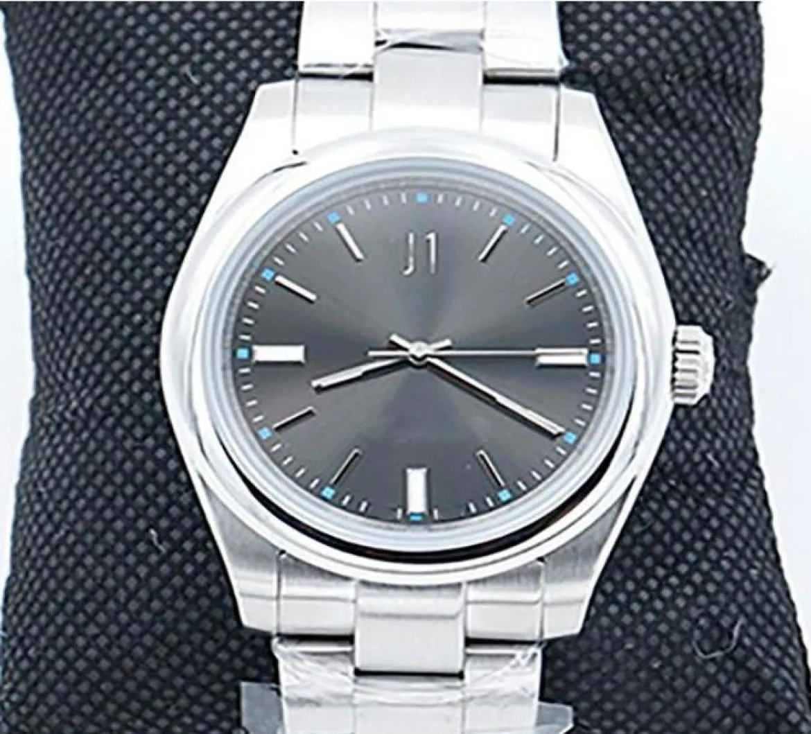 Nouvelle belle montre automatique 2813 Mouvement 40 mm, montres de lunette lisse montres en acier inoxydable Lume Rhodium Dark Rhodium 114300 MENS WRI9521807
