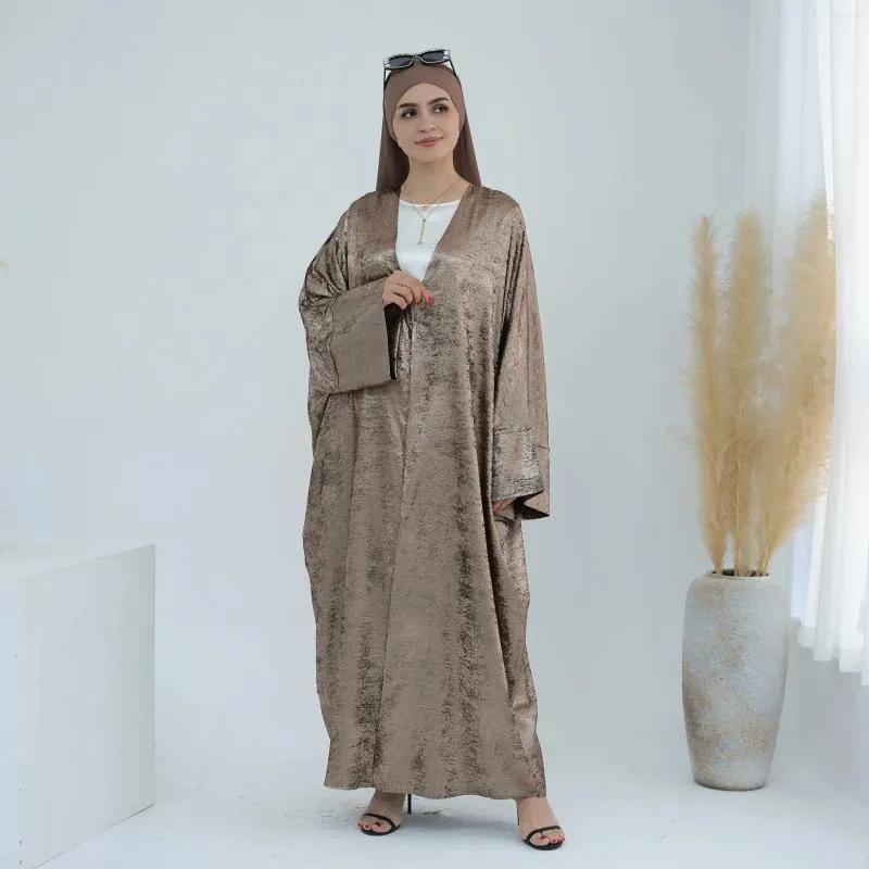 Vêtements ethniques Cardigan modeste musulman élégant pour les femmes Aid Dubai Open Abaya Robe 2024 Mate de dinde de luxe à manches longues Ching Ching Luxury