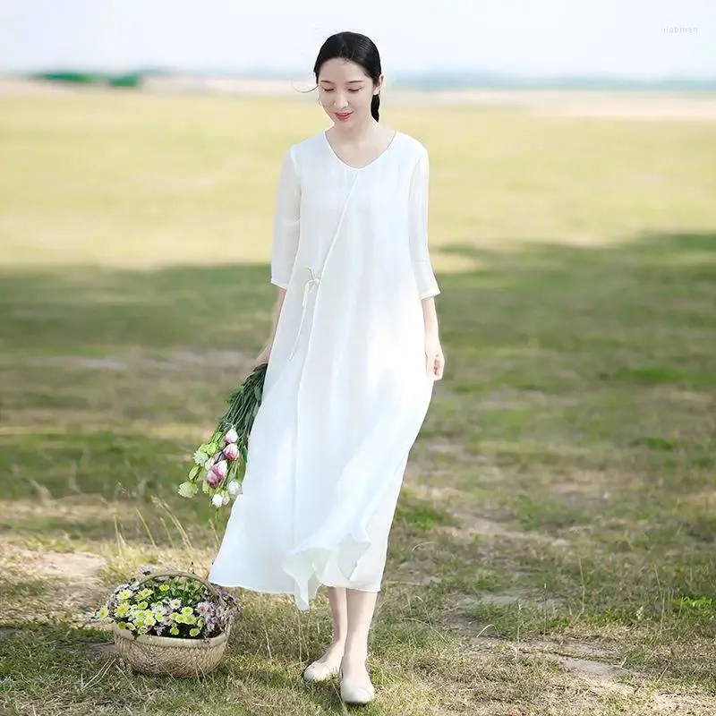 Etnische kleding 2024 Chinese traditionele Chengsam -jurk Vrouwen Loose slank temperament vaste kleur elegante lange vintage cheongsam