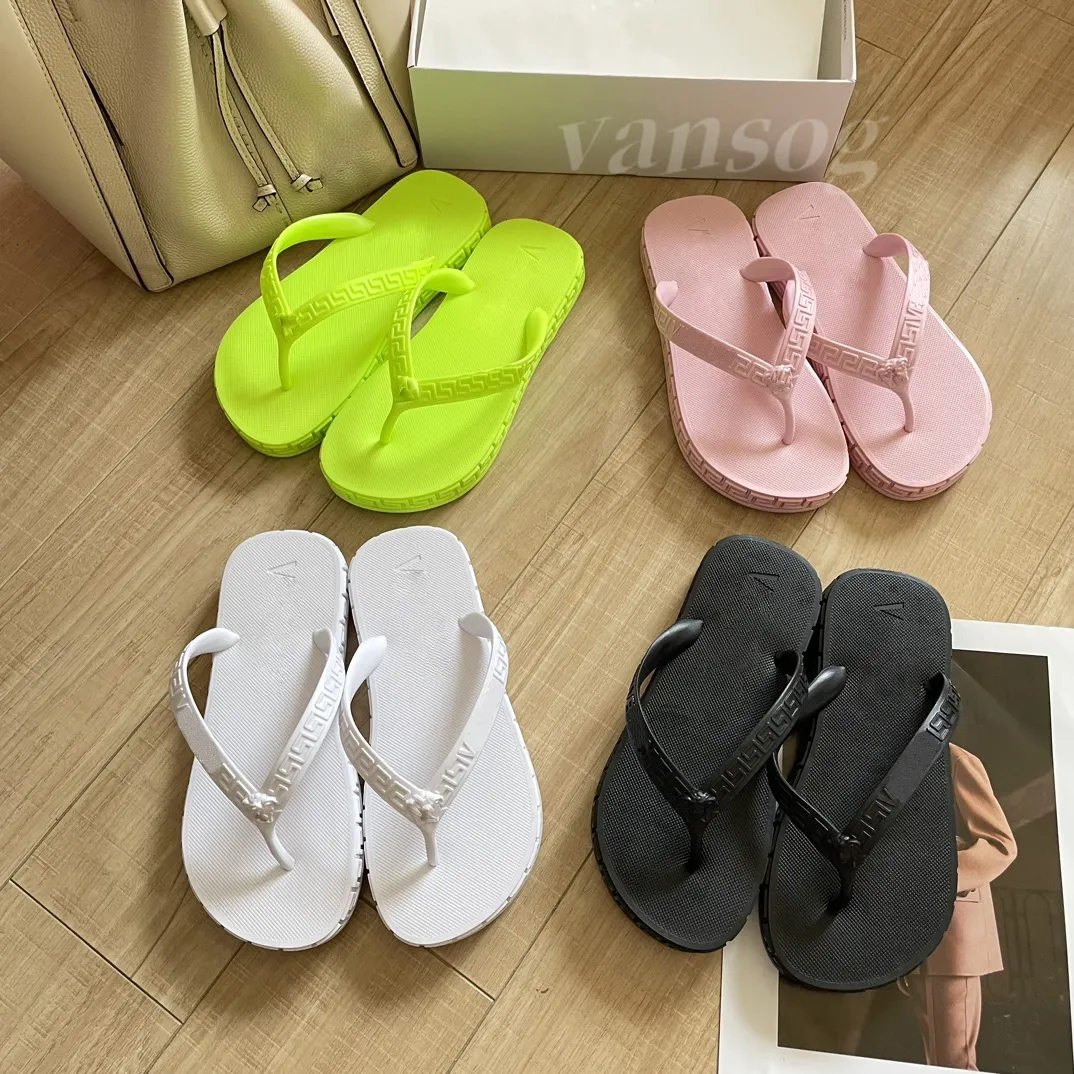 Luxury Designer Slide Sandal Flip flops Summer Sandal Slipper Leather Sliders Flat Casual Shoe Summer Travel Flower Logo Women Sexy Mule Girl Flip flops