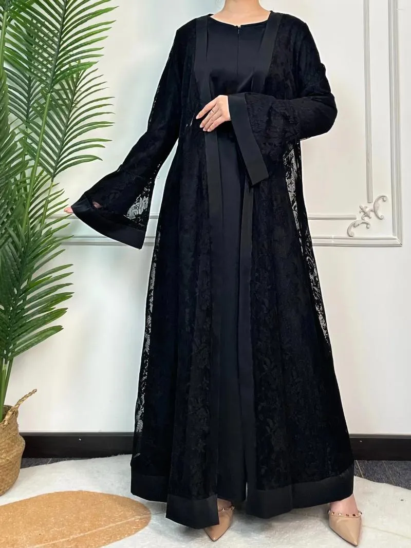 Etnik Giyim Arap Dubai Abayas Kadın Giysileri Çiçeklerle Gevşek Dantel Müslüman Elbise Uzun Kollu Kaftan Geleneği Lislamatik