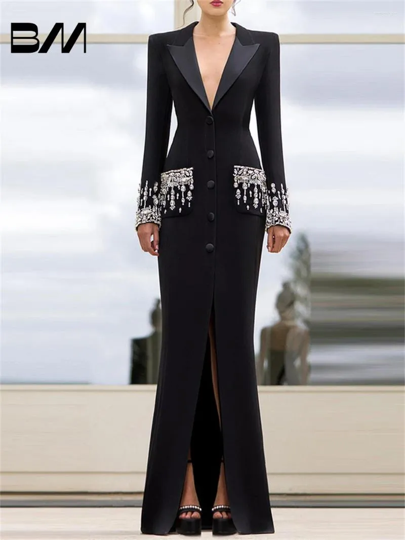 Zweiteiliger Kleid charmante schwere Perlen Diamant Fishtail Lange klassische klassische Promi -Stil Frauenanzug modische Kragenkleider