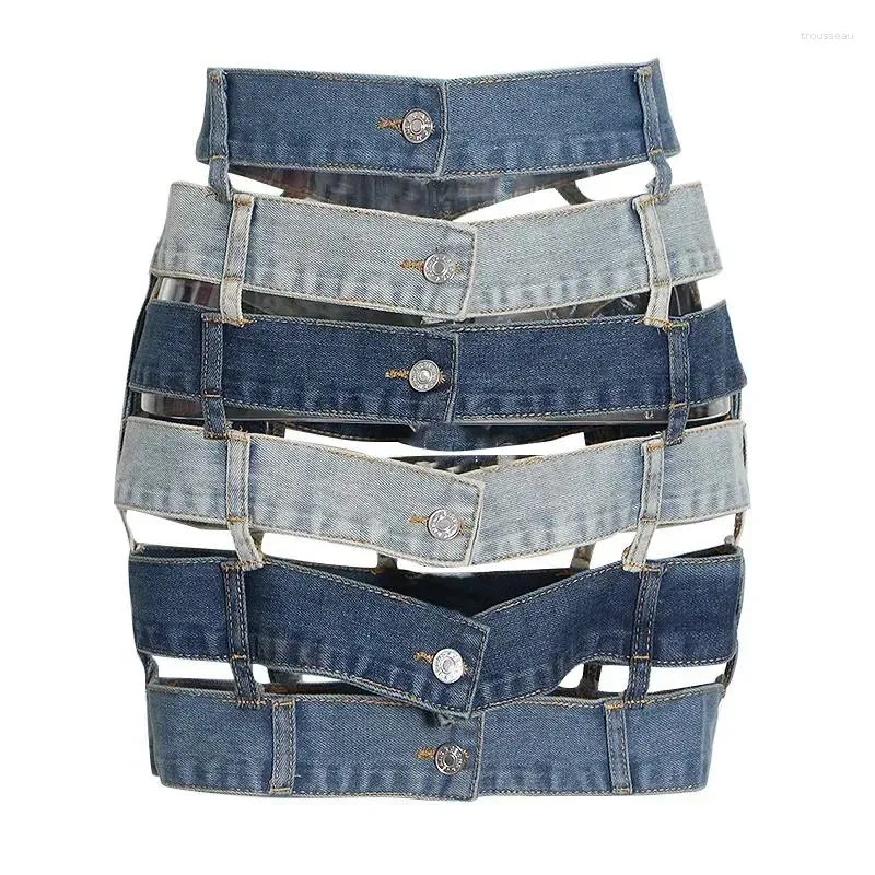 Röcke sexy hohl aus dem Patchwork Denim Cargo Womens 2024 Frühlings Sommer Mode Asymmetrische Blue Jeans Minirockkörper Faldas