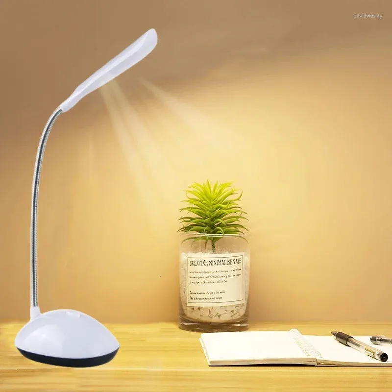 Tischlampen LED Schreibtisch Leichtaugenschutz Lesen Lampen Batterie angetrieben werden kreativ für das Studium des Schlafzimmers