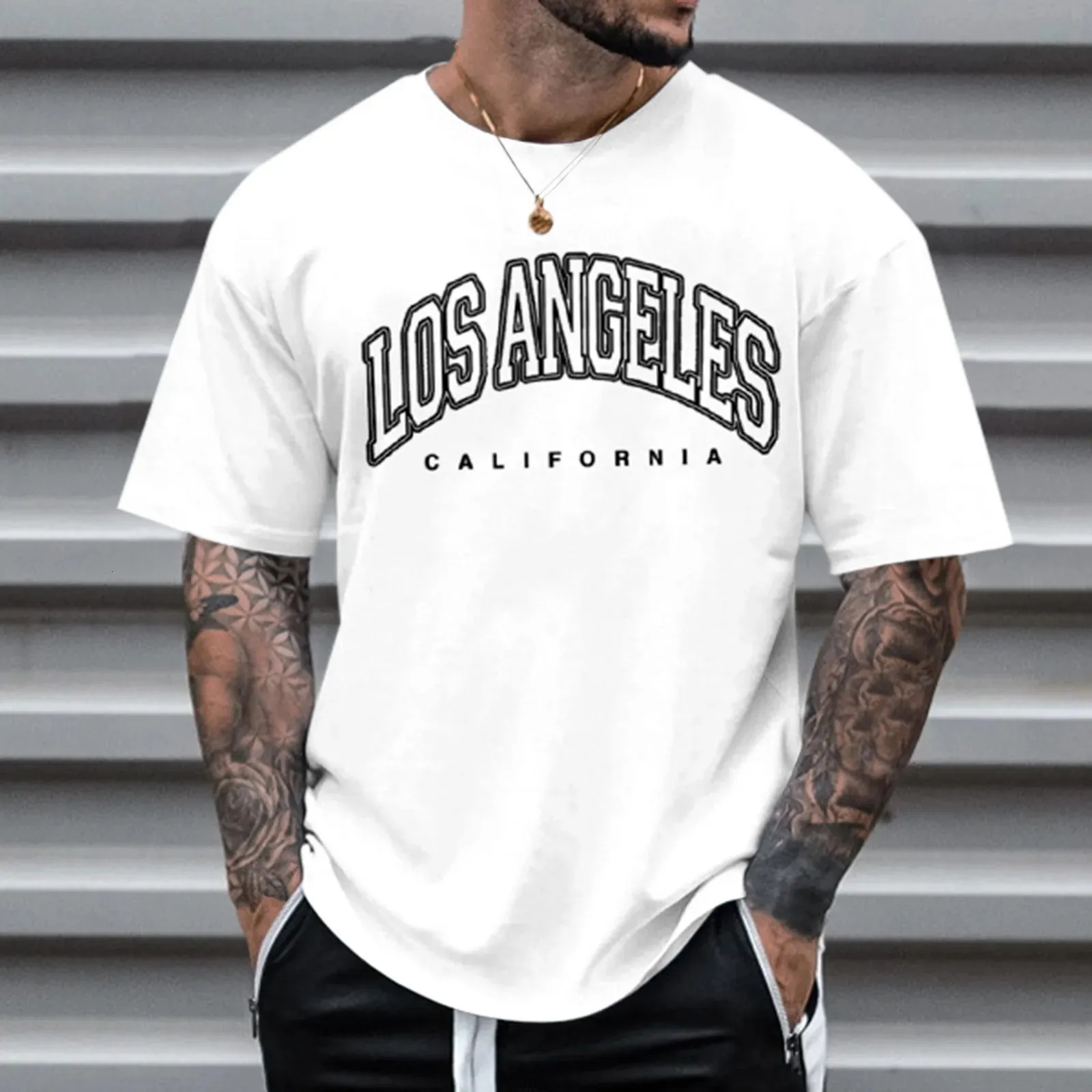 Los Angeles Lettre imprimé tshirts hommes vêtements européen américain de style vintage shortsleeve thes tops chemises d'été harajuku 2023 240425