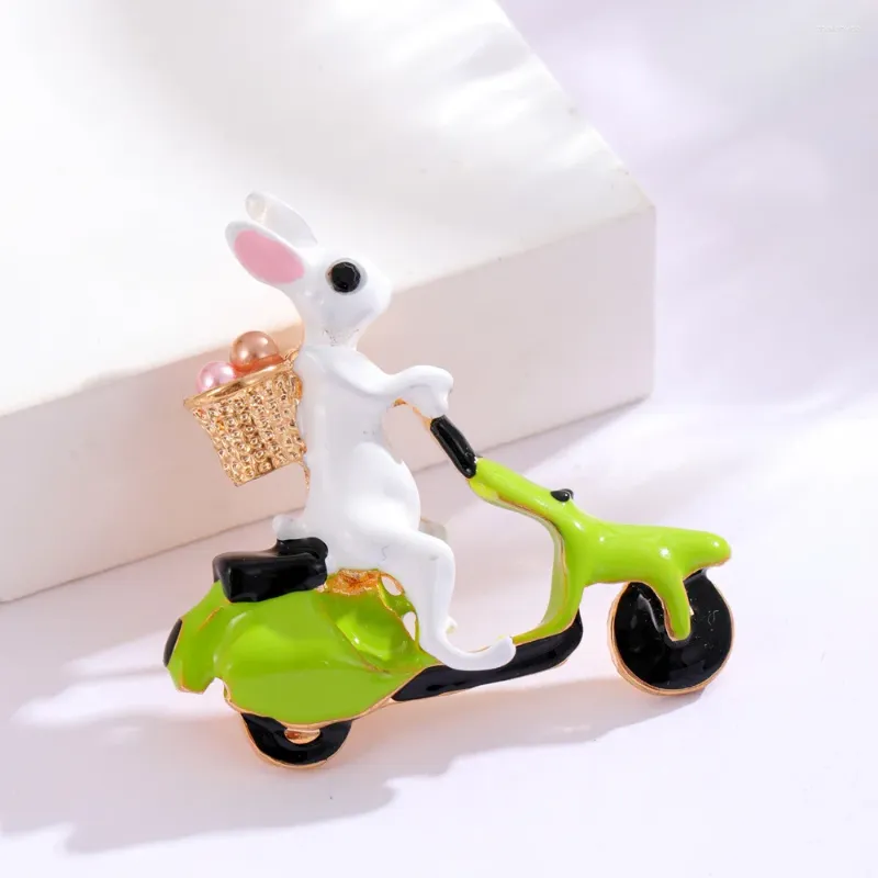 Brooches Drop Huile Cute Pet Riding Batter