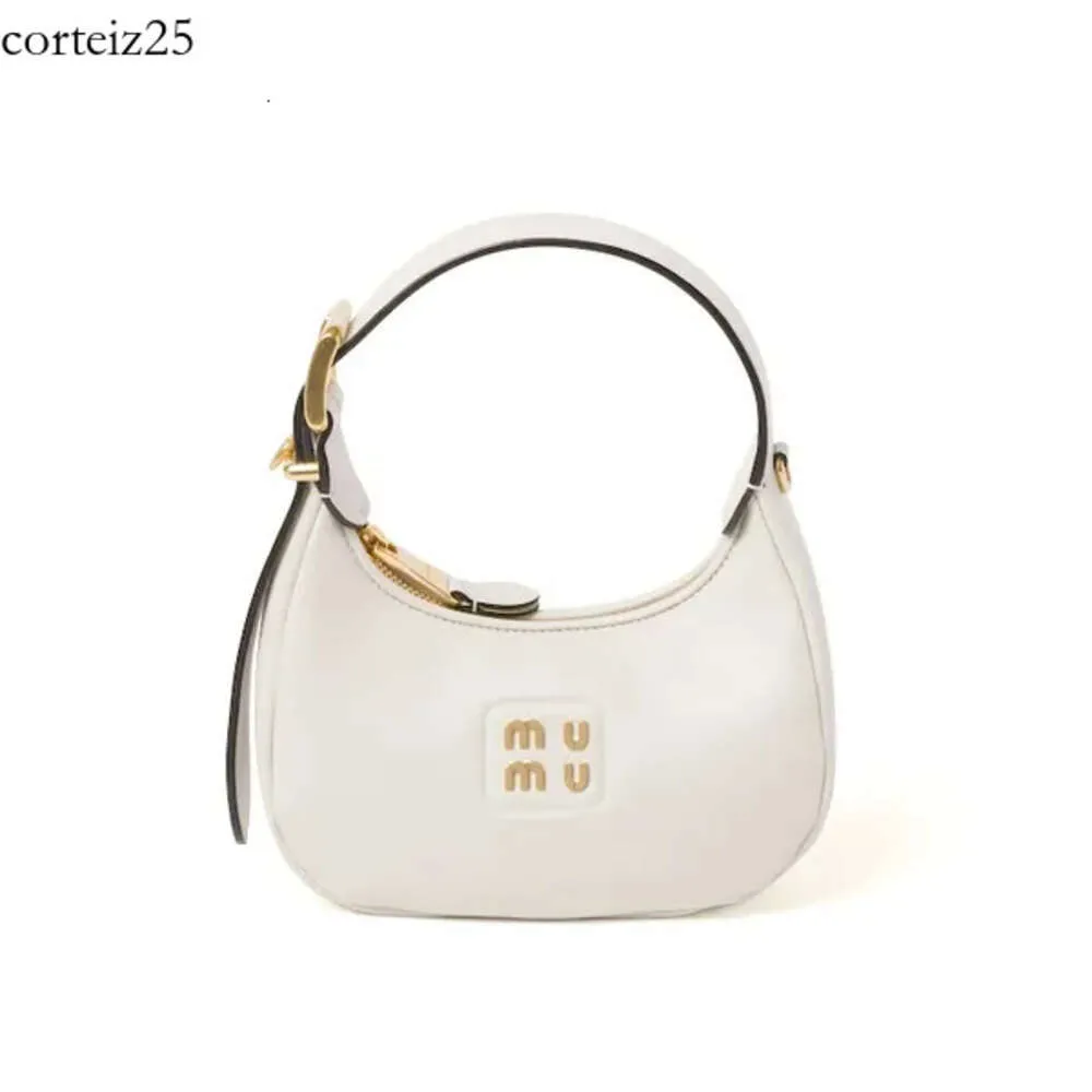 DHgate.com:Miu Wander Arcadie Bowling Bag - Designer Mirror