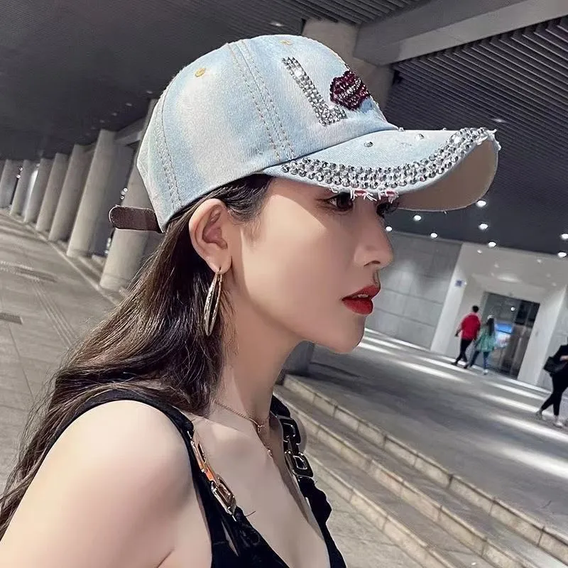 Designer Luxury Fashion Baseball Caps Chapeaux de haute qualité Femmes de voyage Travel Style Méliste en diamant Vent et protection solaire Sports de voyage en plein air